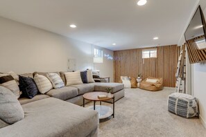 Smart-tv en een open haard