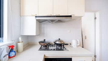 Microwave, stovetop