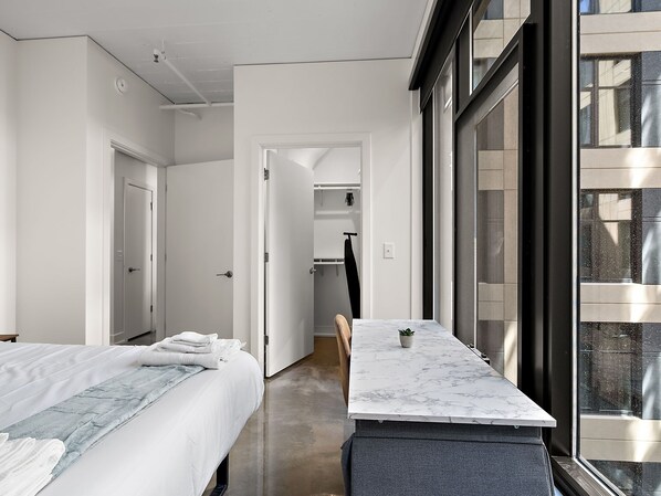 1 chambre, fer et planche à repasser, Wi-Fi, draps fournis