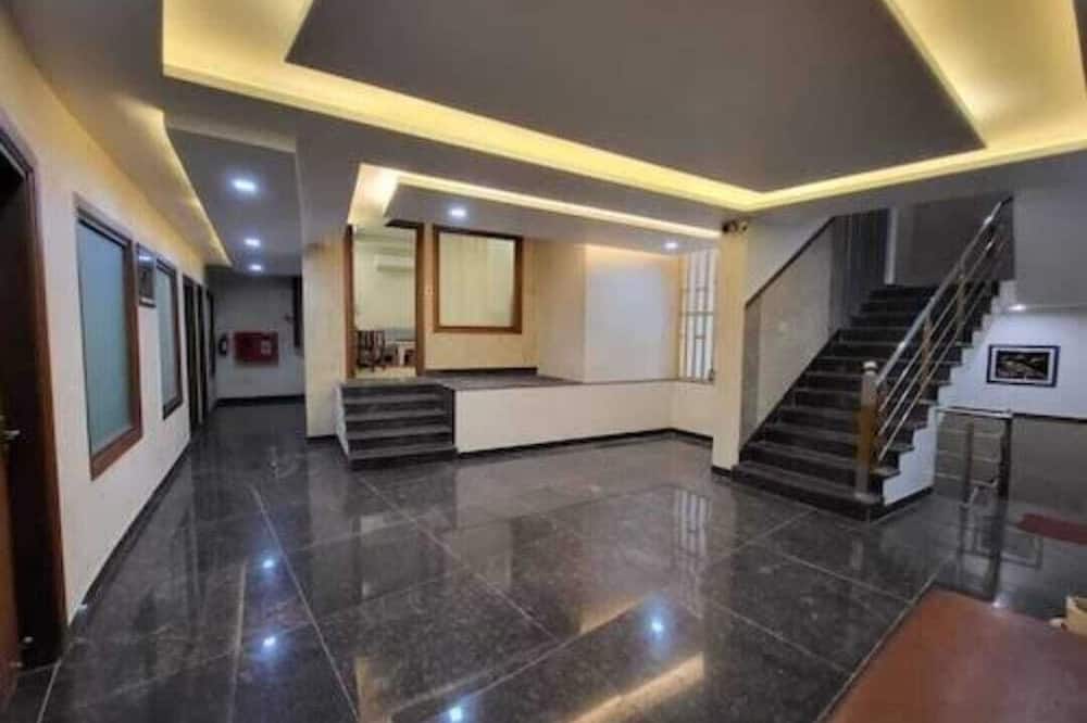 LAVIT HOTEL