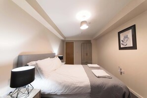 2 chambres, bureau, fer et planche à repasser, Wi-Fi