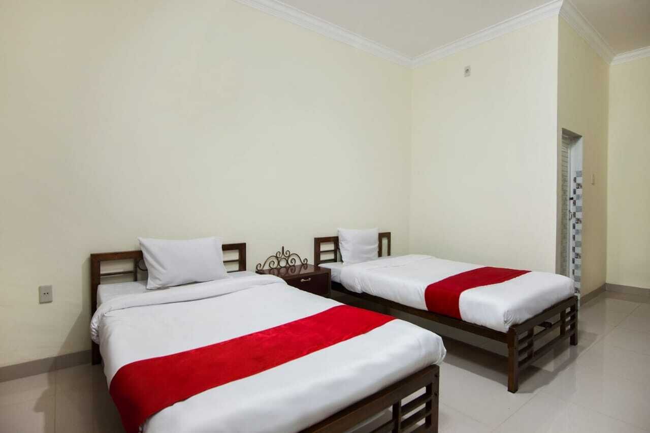 Habitación estándar con 2 camas individuales | Escritorio, espacio para trabajar con laptop y wifi gratis 