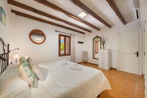 4 chambres, Wi-Fi, draps fournis
