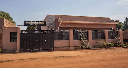 Freetown Resort-Gulu