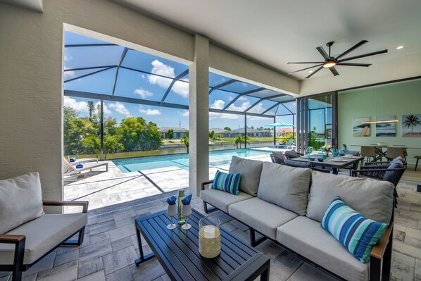 Piscina all'aperto, una piscina riscaldata