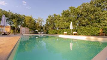 Piscine extérieure