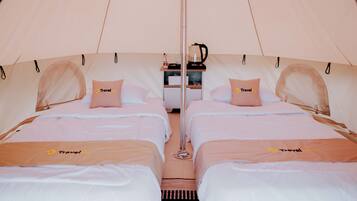 디럭스 텐트, 계곡 전망 | 1 개의 침실, 책상, 무료 WiFi