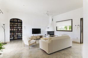 豪華別墅, 泳池景觀 | 起居區