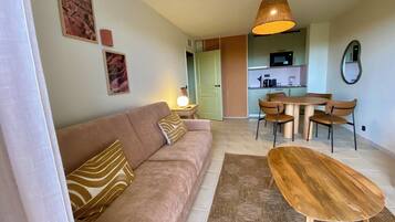 Télévision, table de tennis de table