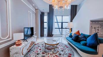 Luxury Duplex, 2 Bedrooms, Non Smoking | Iron/ironing board, WiFi (free)