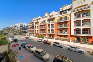 1 bedroom - Beverly Residence - 120 Studio (Dubai)