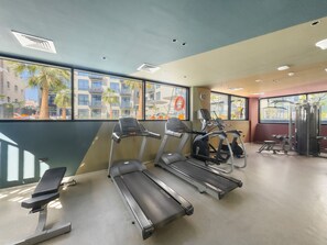 1 bedroom - Beverly Residence - 120 Studio (Dubai)