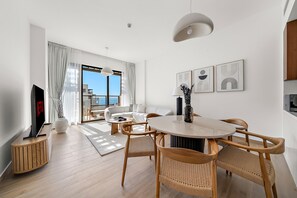 Apartment - La Sirene Bld 3 - 501 2BD (Dubai)