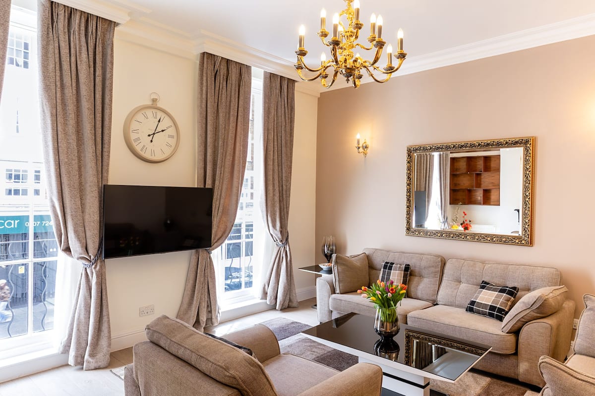Apartamento luxo, 2 quartos, vista para a cidade | Lounge