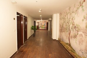 Lobby - Hotel Shore I Faridabad (Faridabad)