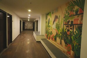 Peralatan tempat tidur premium, gebar bulu kapas, bar mini, meja