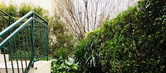Iris Garden Cottage
