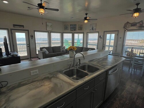 Pompano - Beachfront - Island Realty