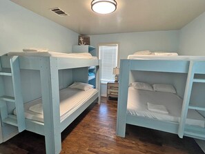 2 bedrooms, free WiFi