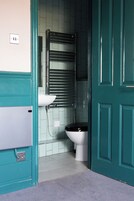 Standard Double Room | Bathroom | Shower, hair dryer, towels