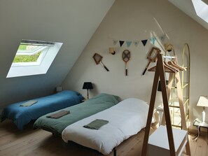 5 soverom, strykejern/-brett, reiseseng for barn og wi-fi (inkludert)