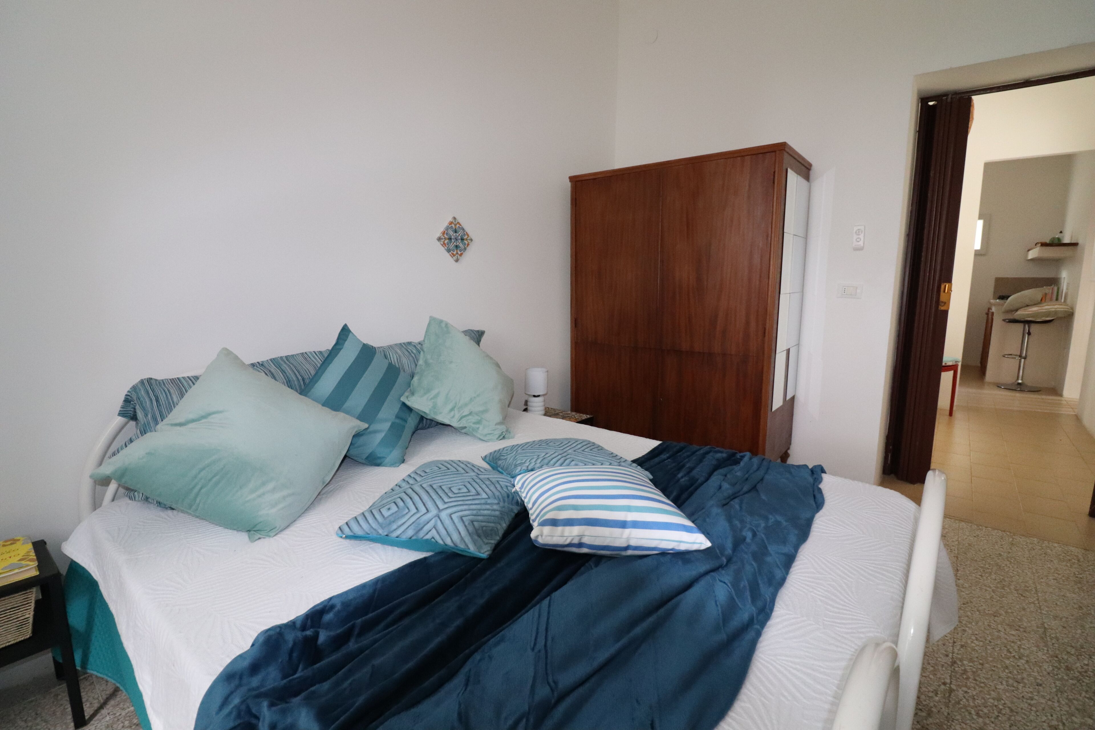4 camere