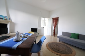 Villa, 2 chambres, fumeur, piscine privée | Salle de séjour