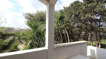 Villa, 2 Bedrooms, Smoking, Private Pool | Property grounds