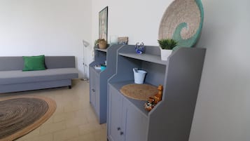 Villa, 2 Bedrooms, Smoking, Private Pool | Living room