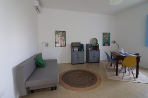 Villa, 2 chambres, fumeur, piscine privée | Salle de séjour