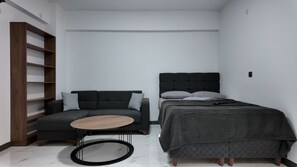 Superior Studio Suite, City View | Premium bedding, free minibar, desk, laptop workspace - Faraza Rooms (Serdivan)