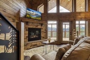 Fernseher, Kamin, Videospiele