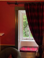 Deluxe Double Room, Garden View | Desk, free WiFi