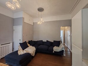 Living area - Tunbridge Wells Ground floor apartment with garden (Royal Tunbridge Wells)