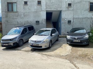 Free self-parking