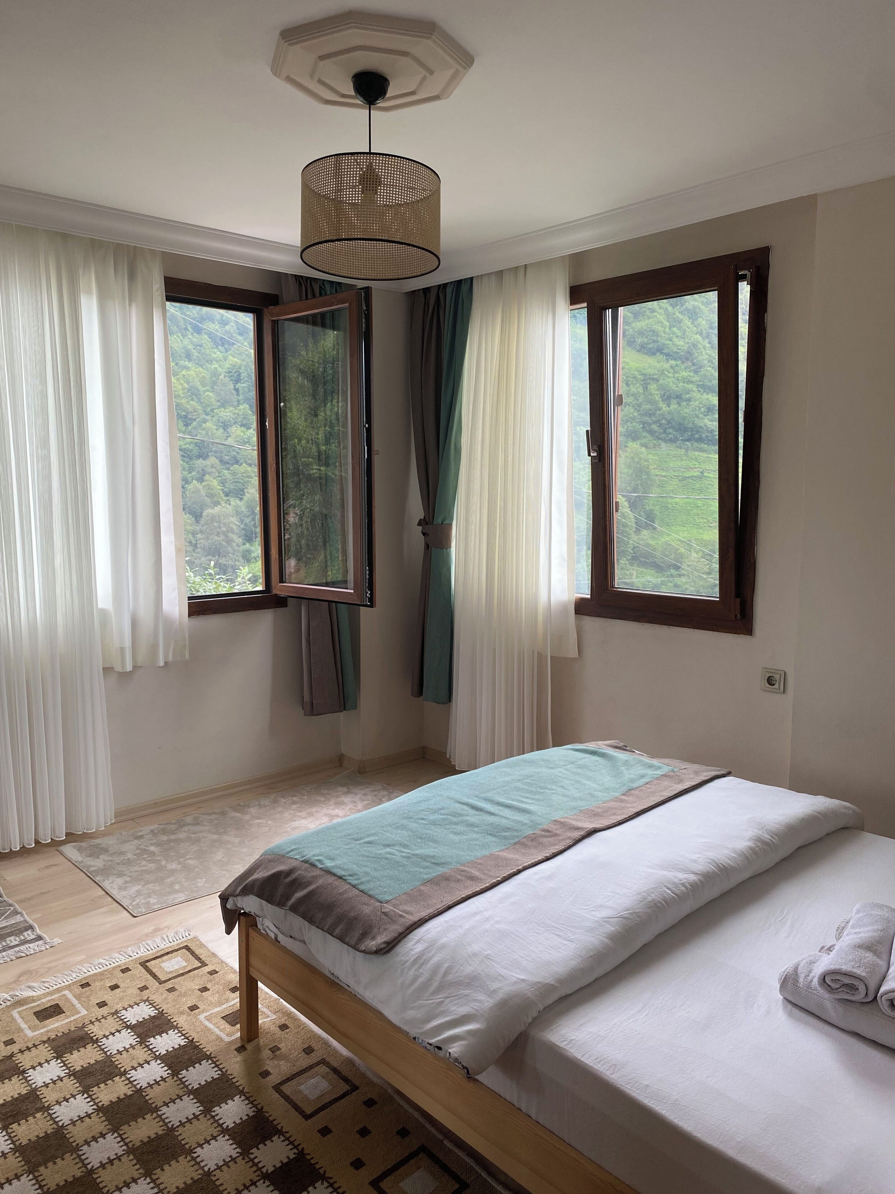 1 bedroom, iron/ironing board, free WiFi