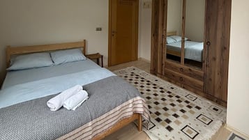 1 habitación, tabla de planchar con plancha y wifi gratis
