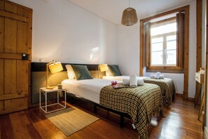 2 bedrooms, iron/ironing board, free WiFi - Bairro Alto Two Bedroom Apartment (Lisbon)