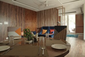 Royal Suite, Mountain View | 1 bedroom, free WiFi