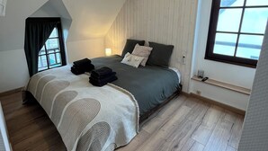 1 soverom, strykejern/-brett, reiseseng for barn og wi-fi (inkludert)