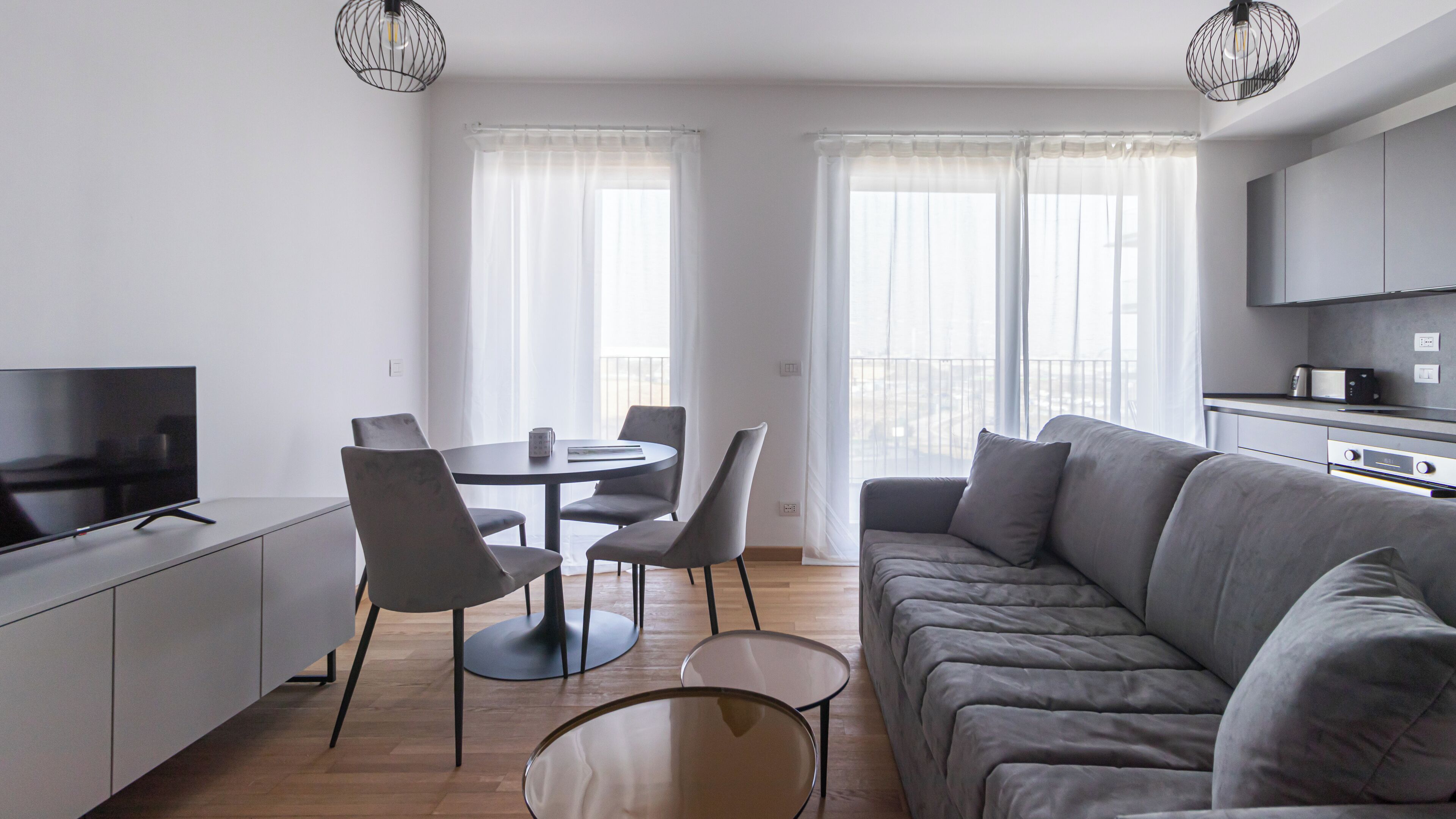 Apartment (2 Bedrooms) | Living area | TV