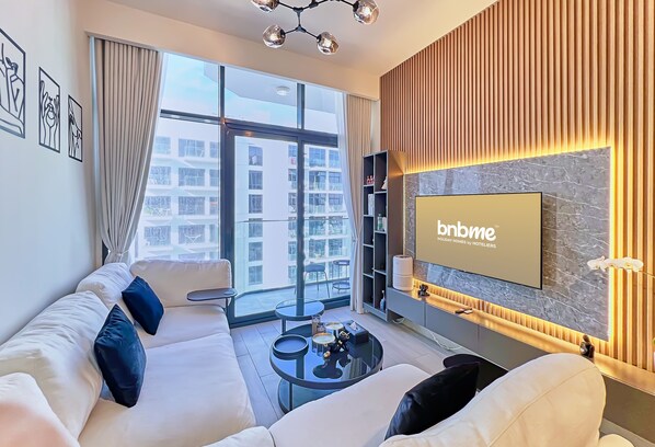 Premium Apartment, 1 Queen Bed, Balcony, Pool View | Living room - bnbme - Azizi Riviera 45 - 1 BDR (Dubai)