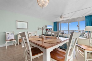 Dining - Garden City Beach Oceanfront Condo 1005 | Rising Tides Properties Rental (Murrells Inlet)