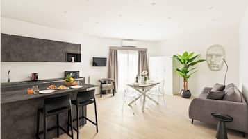 Superior appartement, 1 slaapkamer | Uitzicht op de binnenplaats