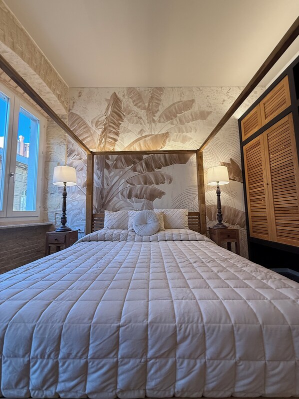 1 bedroom, WiFi, bed sheets