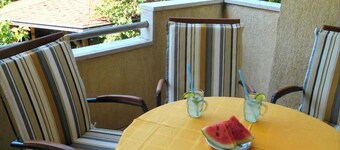Vacation apartment, Croatia, Island Krk, 4-5 persons