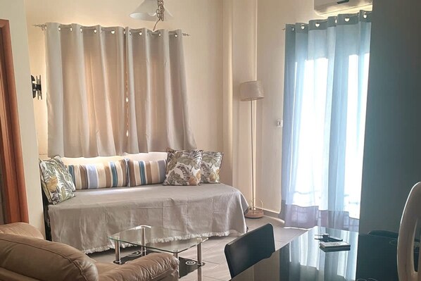 Studio | Internet - Arethousa Urban View - Chalkida s Cozy Nest (Chalcis)