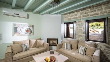 Villa | 2 bedrooms, Internet