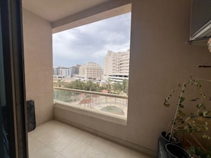 Apartment, Multiple Bedrooms, Accessible, Smoking | Balcony