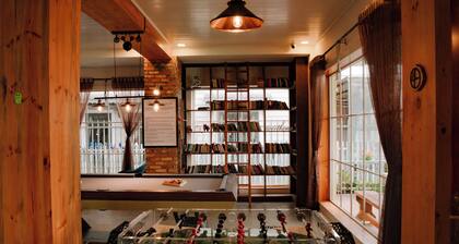 Hoang Yen Hotel & Coffee